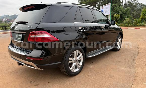 Sayi Na hannu Mercedes‒Benz ML–Class Black Mota in Yaounde a Babban Kamaru Sayi Na hannu Mercedes‒Benz ML–Class Black Mota in Yaounde a Babban Kamaru