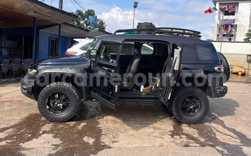Big with watermark toyota fj cruiser littoral cameroon douala 21611