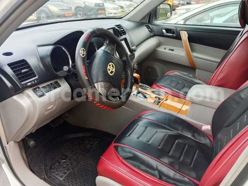 Big with watermark toyota highlander littoral cameroon douala 21616