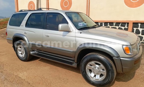 Acheter Occasion Voiture Toyota 4Runner Gris à Yaoundé, Central Cameroon