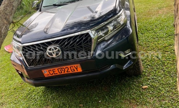 Acheter Occasion Voiture Toyota Prado Noir à Yaoundé, Central Cameroon Acheter Occasion Voiture Toyota Prado Noir à Yaoundé, Central Cameroon