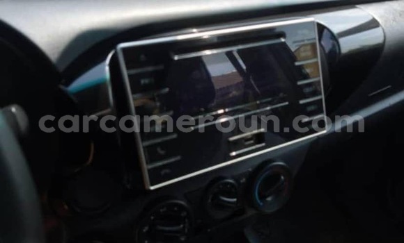 Acheter Occasion Voiture Toyota Pickup Blanc à Yaoundé, Central Cameroon Acheter Occasion Voiture Toyota Pickup Blanc à Yaoundé, Central Cameroon