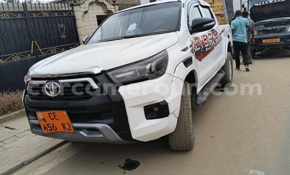 Buy Used Toyota Hilux White Car in Douala in Littoral Cameroon Buy Used Toyota Hilux White Car in Douala in Littoral Cameroon