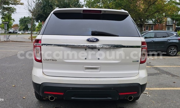 Acheter Neuf Voiture Ford Explorer Blanc à Yaoundé, Central Cameroon Acheter Neuf Voiture Ford Explorer Blanc à Yaoundé, Central Cameroon