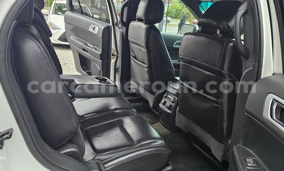 Acheter Neuf Voiture Ford Explorer Blanc à Yaoundé, Central Cameroon Acheter Neuf Voiture Ford Explorer Blanc à Yaoundé, Central Cameroon