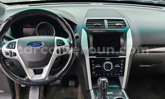 Acheter Neuf Voiture Ford Explorer Blanc à Yaoundé, Central Cameroon Acheter Neuf Voiture Ford Explorer Blanc à Yaoundé, Central Cameroon