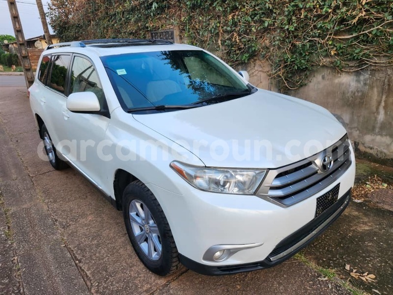 Big with watermark toyota highlander central cameroon yaounde 21641