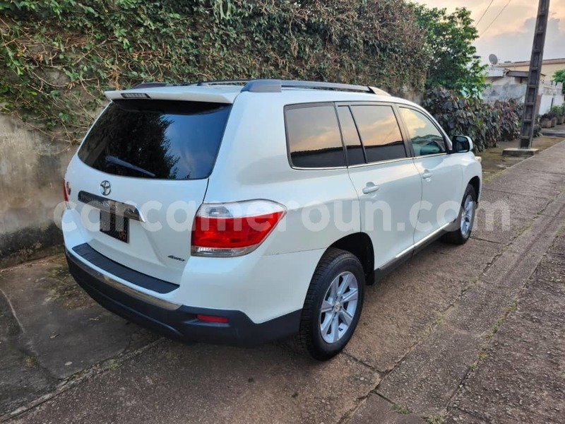 Big with watermark toyota highlander central cameroon yaounde 21641
