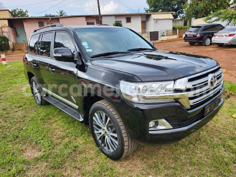 Big with watermark toyota land cruiser central cameroon yaounde 21649