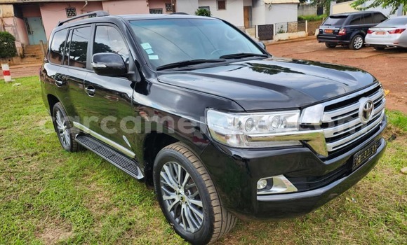 Buy Used Toyota Land Cruiser Black Car in Yaounde in Central Cameroon Buy Used Toyota Land Cruiser Black Car in Yaounde in Central Cameroon