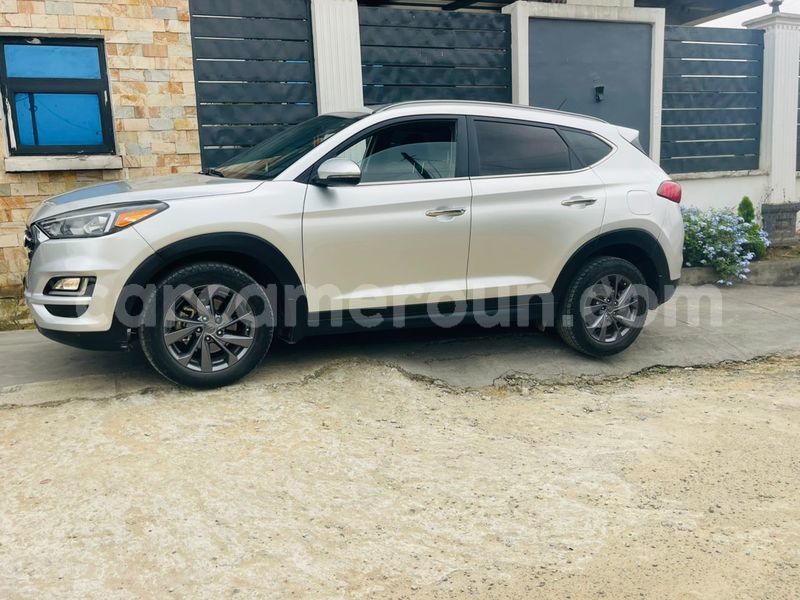 Big with watermark hyundai tucson littoral cameroon douala 21653