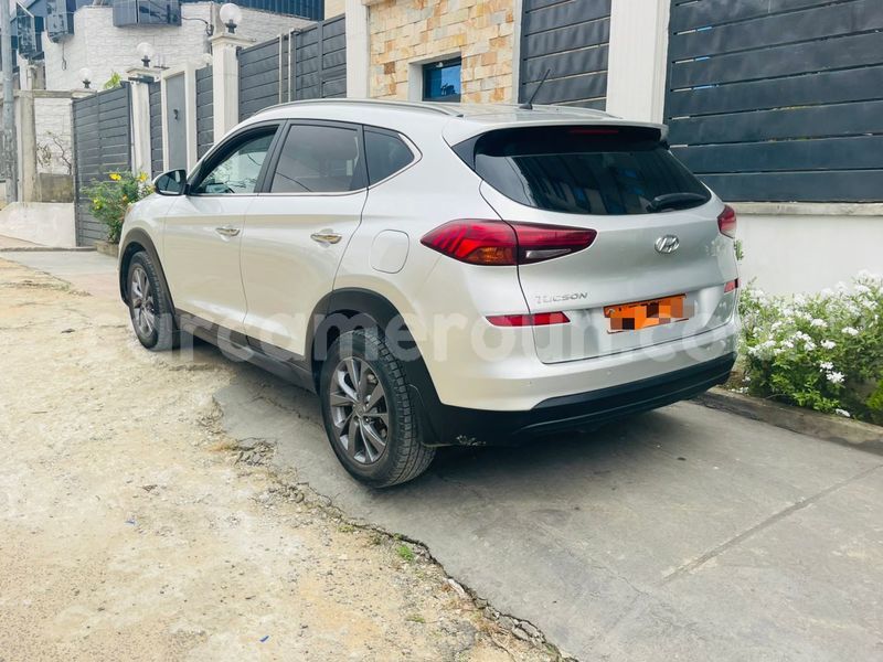 Big with watermark hyundai tucson littoral cameroon douala 21653