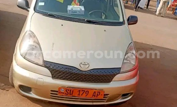 Acheter Occasion Voiture Toyota Verso Gris à Yaoundé, Central Cameroon Acheter Occasion Voiture Toyota Verso Gris à Yaoundé, Central Cameroon