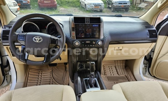 Buy Used Toyota Land Cruiser Prado White Car in Yaounde in Central Cameroon Buy Used Toyota Land Cruiser Prado White Car in Yaounde in Central Cameroon