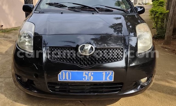Sayi Na hannu Toyota Yaris Black Mota in Yaounde a Babban Kamaru Sayi Na hannu Toyota Yaris Black Mota in Yaounde a Babban Kamaru
