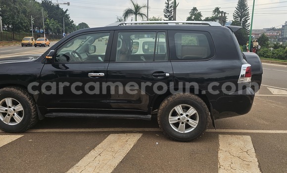 Acheter Occasion Voiture Toyota Land Cruiser Prado Noir à Yaoundé, Central Cameroon Acheter Occasion Voiture Toyota Land Cruiser Prado Noir à Yaoundé, Central Cameroon