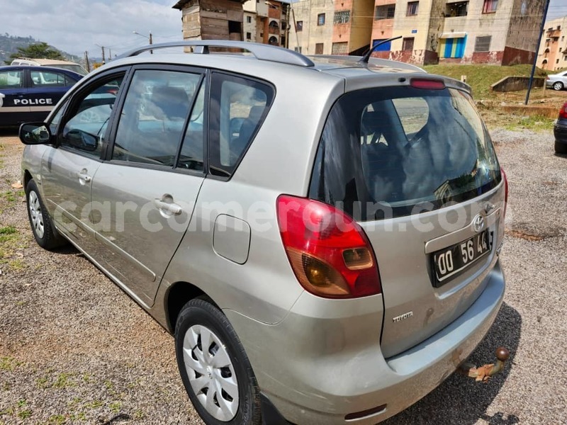 Big with watermark toyota corolla verso central cameroon yaounde 21671