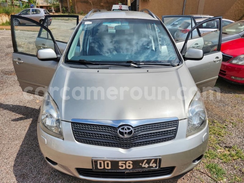 Big with watermark toyota corolla verso central cameroon yaounde 21671
