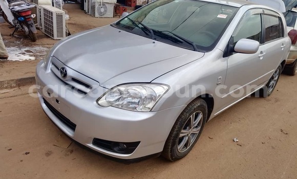 Acheter Occasion Voiture Toyota Corolla Gris à Yaoundé, Central Cameroon Acheter Occasion Voiture Toyota Corolla Gris à Yaoundé, Central Cameroon