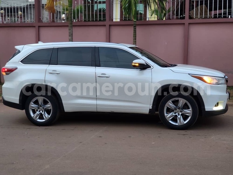 Big with watermark toyota highlander central cameroon yaounde 21683