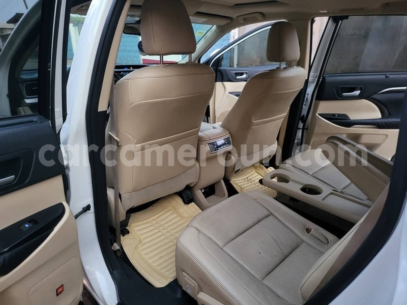 Big with watermark toyota highlander central cameroon yaounde 21683
