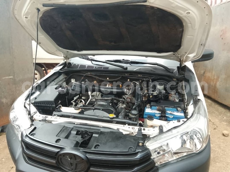 Big with watermark toyota hilux central cameroon yaounde 21686