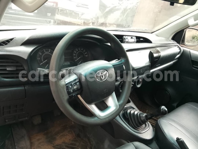 Big with watermark toyota hilux central cameroon yaounde 21686