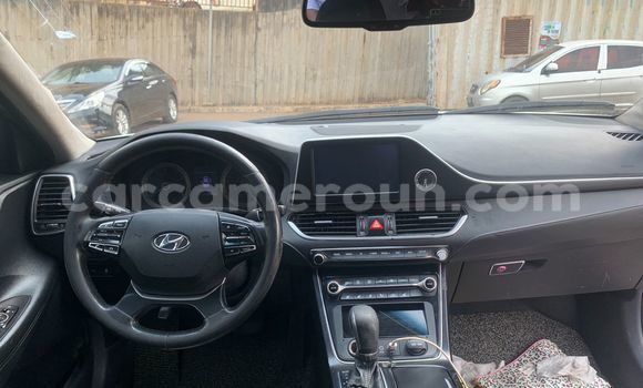 Acheter Neuf Voiture Hyundai Grandeur Gris à Yaoundé, Central Cameroon Acheter Neuf Voiture Hyundai Grandeur Gris à Yaoundé, Central Cameroon