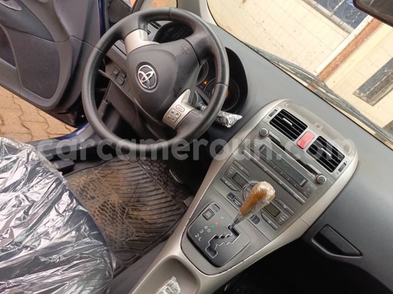 Big with watermark toyota auris littoral cameroon douala 21691
