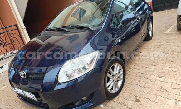 Acheter Import Voiture Toyota Auris Bleu à Douala, Littoral Cameroon Acheter Import Voiture Toyota Auris Bleu à Douala, Littoral Cameroon