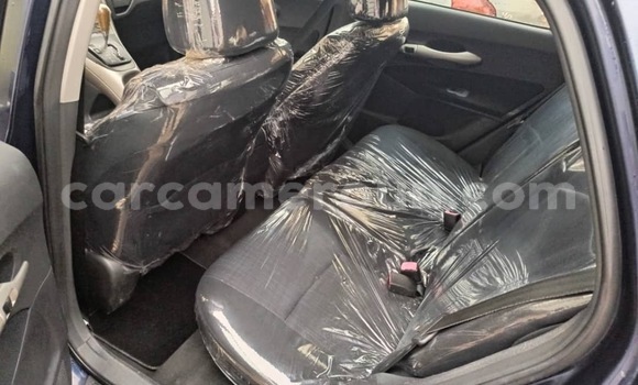 Acheter Import Voiture Toyota Auris Bleu à Douala, Littoral Cameroon Acheter Import Voiture Toyota Auris Bleu à Douala, Littoral Cameroon