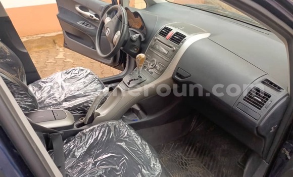 Acheter Import Voiture Toyota Auris Bleu à Douala, Littoral Cameroon Acheter Import Voiture Toyota Auris Bleu à Douala, Littoral Cameroon