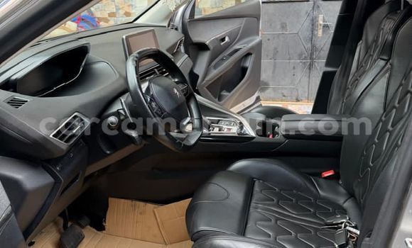 Acheter Occasion Voiture Peugeot 5008 Autre à Yaoundé, Central Cameroon Acheter Occasion Voiture Peugeot 5008 Autre à Yaoundé, Central Cameroon