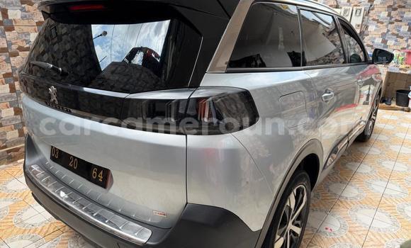 Acheter Occasion Voiture Peugeot 5008 Autre à Yaoundé, Central Cameroon Acheter Occasion Voiture Peugeot 5008 Autre à Yaoundé, Central Cameroon