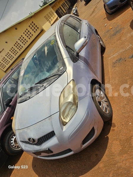 Big with watermark toyota vitz central cameroon yaounde 21697