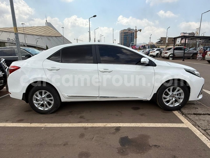 Big with watermark toyota corolla central cameroon yaounde 21703
