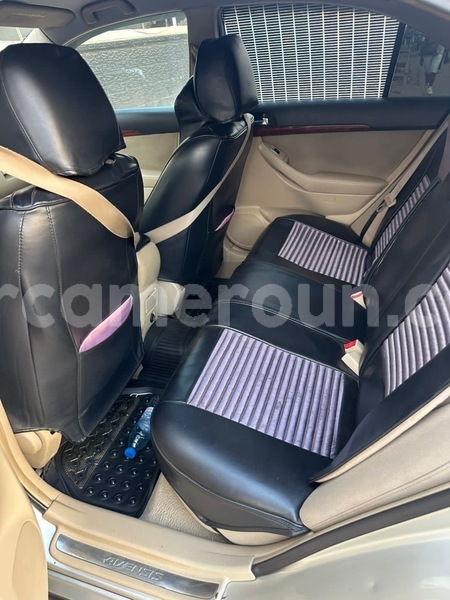 Big with watermark toyota avensis central cameroon yaounde 21706