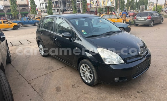 Acheter Neuf Voiture Toyota Corolla Verso Noir à Yaoundé, Central Cameroon Acheter Neuf Voiture Toyota Corolla Verso Noir à Yaoundé, Central Cameroon