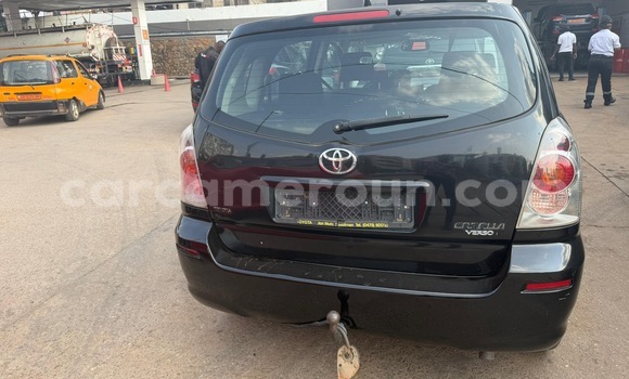 Acheter Neuf Voiture Toyota Corolla Verso Noir à Yaoundé, Central Cameroon Acheter Neuf Voiture Toyota Corolla Verso Noir à Yaoundé, Central Cameroon