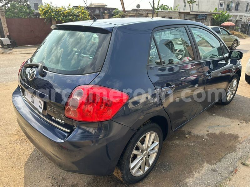 Big with watermark toyota auris littoral cameroon douala 21708