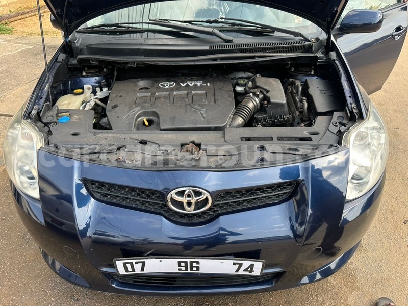 Big with watermark toyota auris littoral cameroon douala 21708