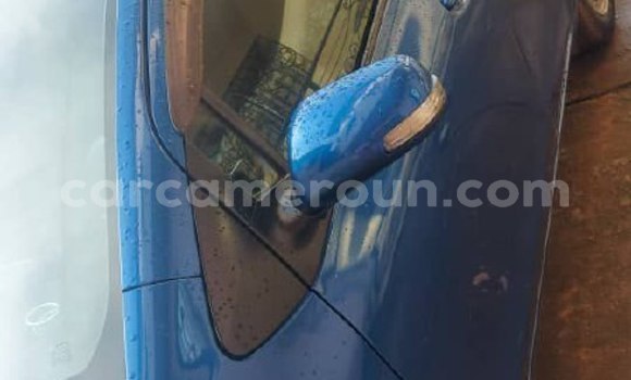 Acheter Occasion Voiture Toyota Yaris Bleu à Yaoundé, Central Cameroon Acheter Occasion Voiture Toyota Yaris Bleu à Yaoundé, Central Cameroon