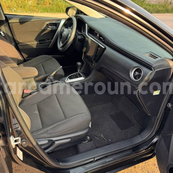 Big with watermark toyota auris littoral cameroon douala 21725