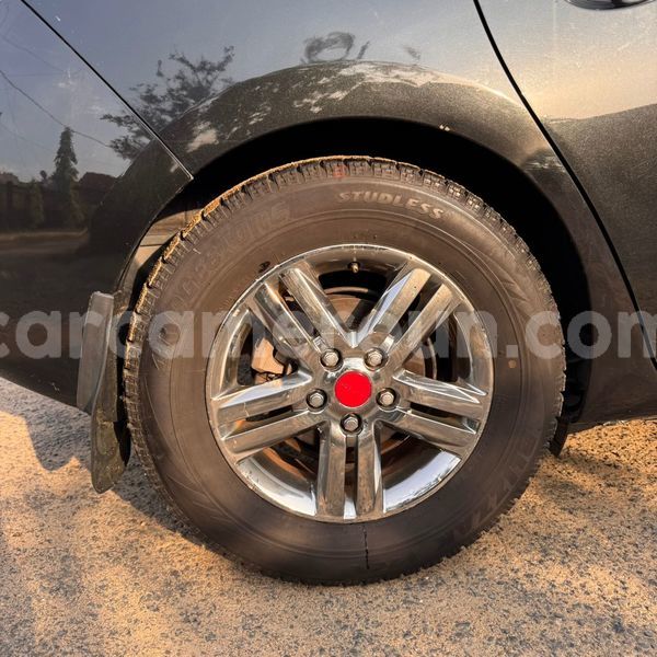 Big with watermark toyota auris littoral cameroon douala 21725