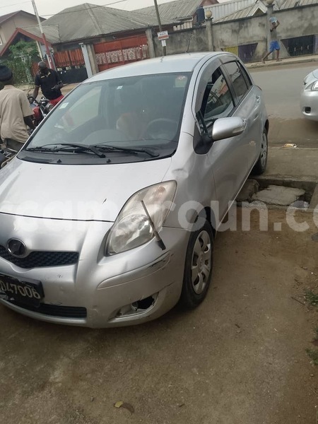 Big with watermark toyota vitz littoral cameroon douala 21741