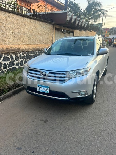 Big with watermark toyota highlander central cameroon yaounde 21745