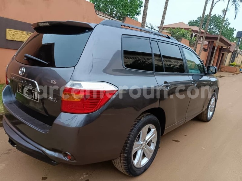 Big with watermark toyota highlander central cameroon yaounde 21749