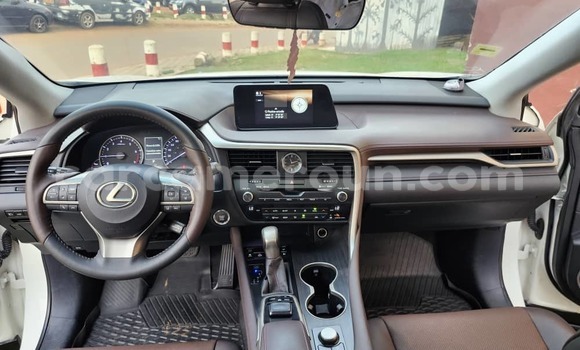 Acheter Occasion Voiture Lexus RX 350 Blanc à Yaoundé, Central Cameroon Acheter Occasion Voiture Lexus RX 350 Blanc à Yaoundé, Central Cameroon