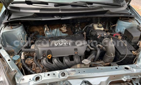 Acheter Occasion Voiture Toyota Yaris Bleu à Yaoundé, Central Cameroon Acheter Occasion Voiture Toyota Yaris Bleu à Yaoundé, Central Cameroon