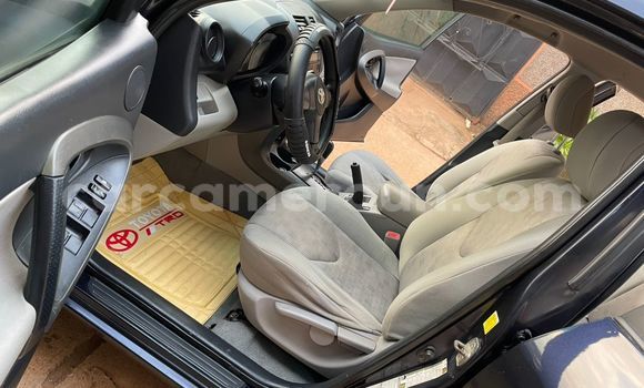 Acheter Occasion Voiture Toyota RAV4 Noir à Yaoundé, Central Cameroon Acheter Occasion Voiture Toyota RAV4 Noir à Yaoundé, Central Cameroon